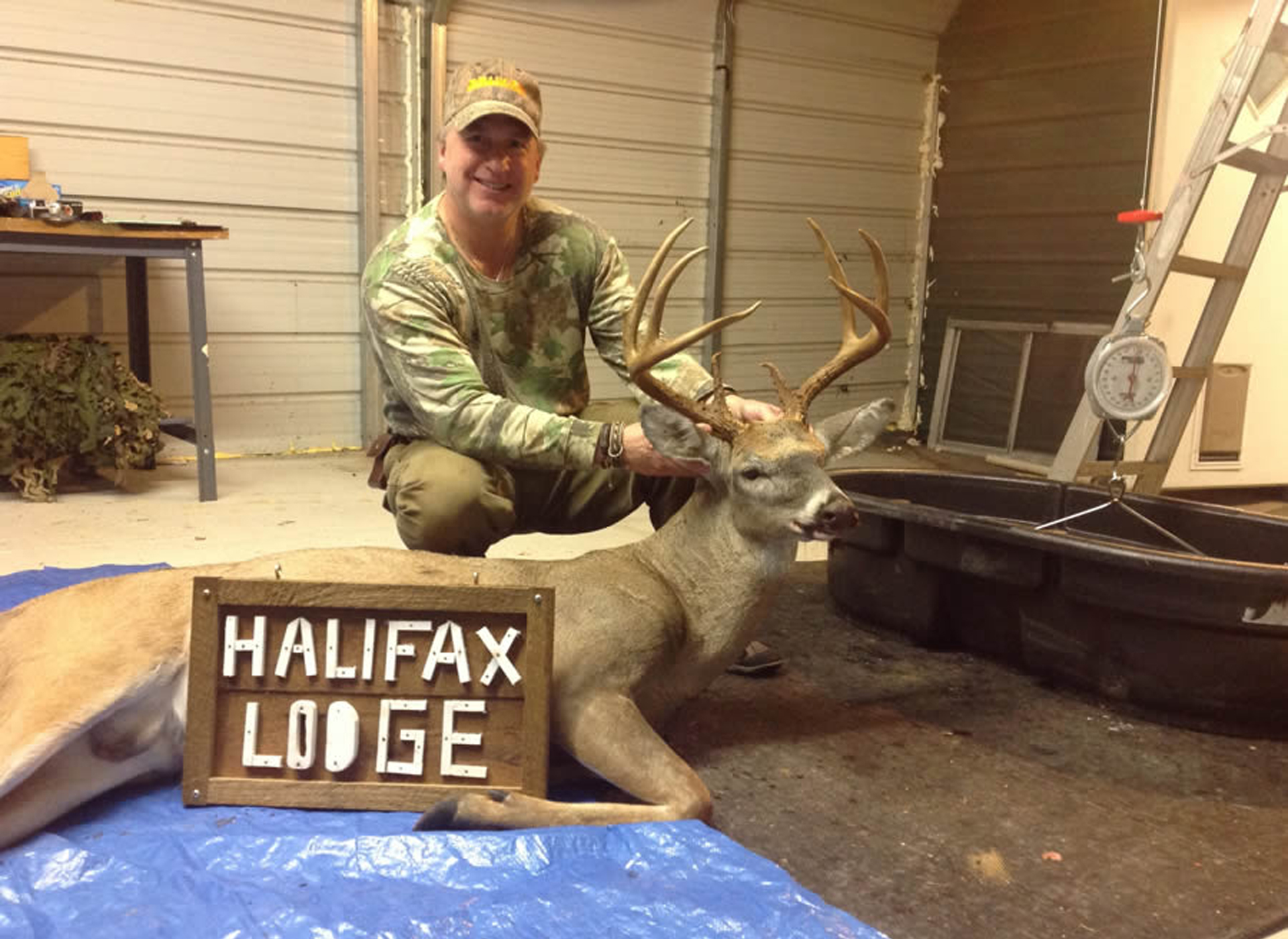 Deer hunting at Halifax lodge, NC