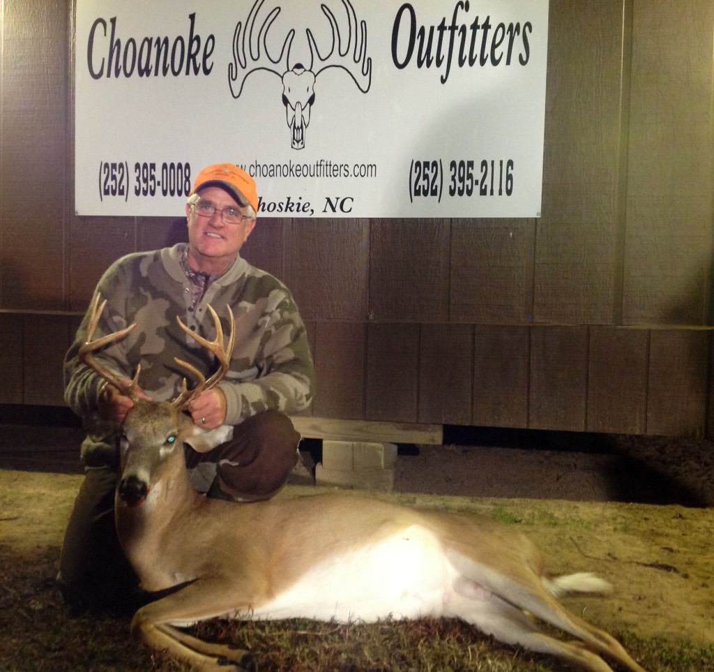 Whitetail Deer hunts - Deer Hunting North Carolina Outfitter